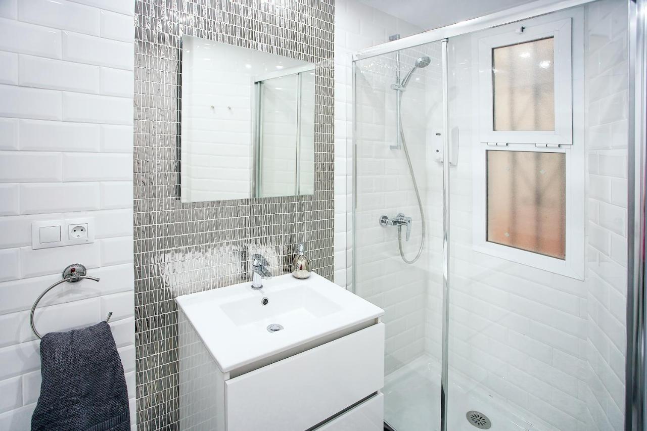 Alonso De Palencia City Center Apartment Малага Екстериор снимка